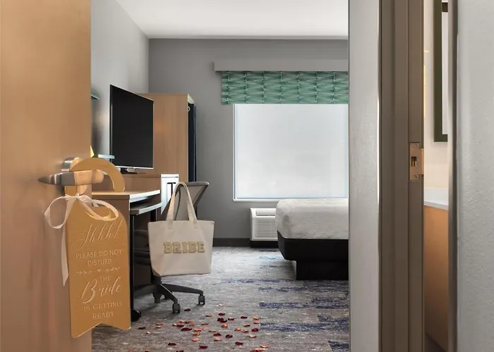 Home2 By Hilton Worth Worth 3*