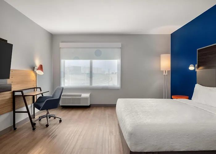 Home2 By Hilton Worth Worth Hotel 3*