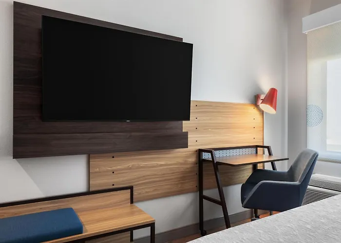 Hotel Home2 By Hilton Worth Worth 3*