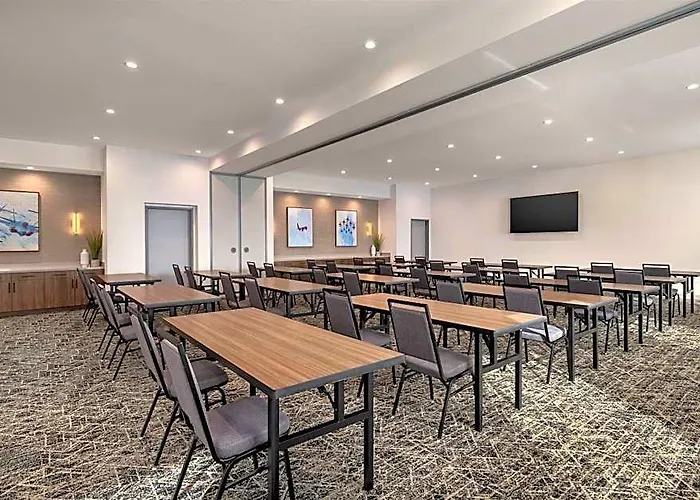 Home2 By Hilton Worth Worth 3* Fort Worth